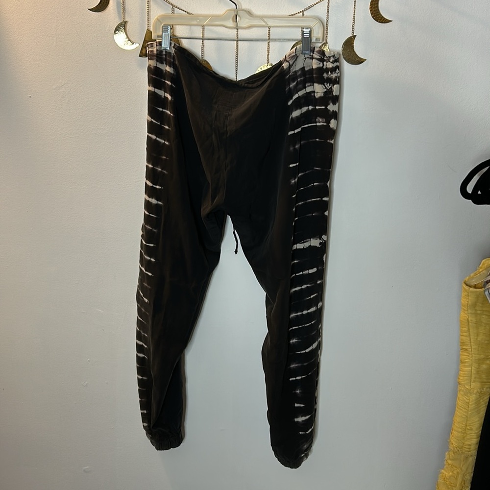 Chaser washed silk joggers M - Picture 8 of 9